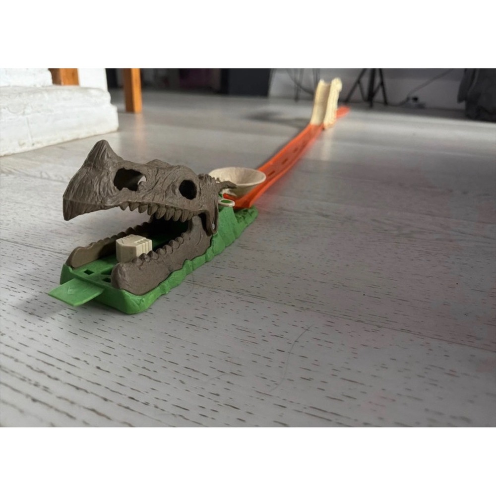 Vintage 2008 Hot Wheels Dinosaurs Trick Tracks Mattel Kids OS Multicolor Good